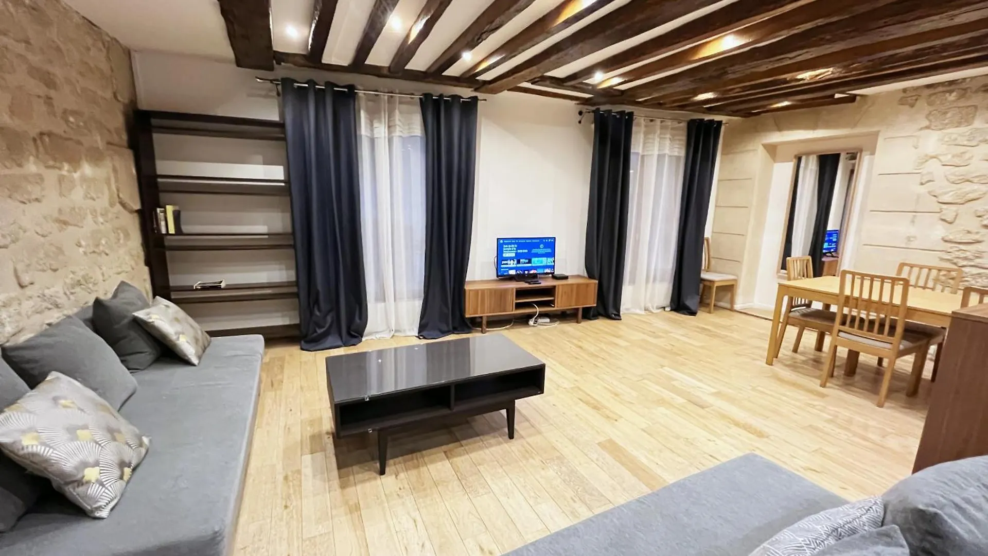 Urban Flat 43 - Charming Parisian Flat Near Grands Boulevards Paris